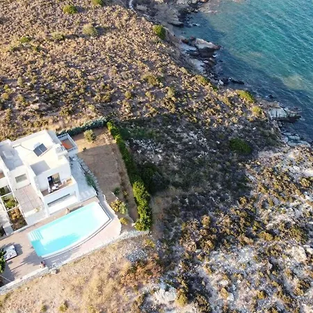Villa Aeonia Caristo