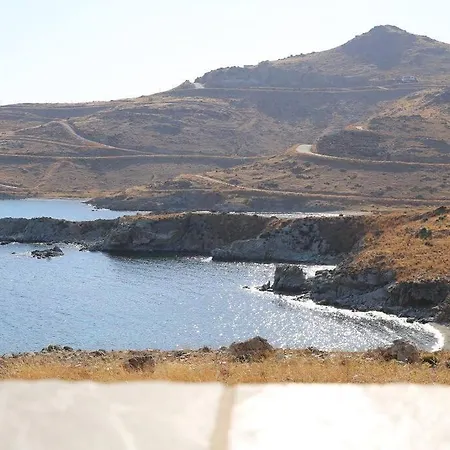 فيلة Aeonia