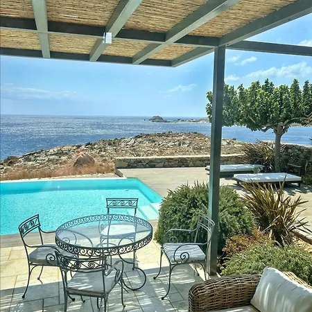 Villa Aeonia Caristo